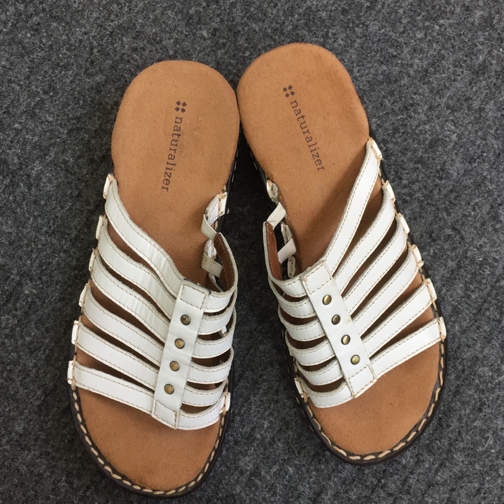 Naturalizer Sandals Size 7.5W